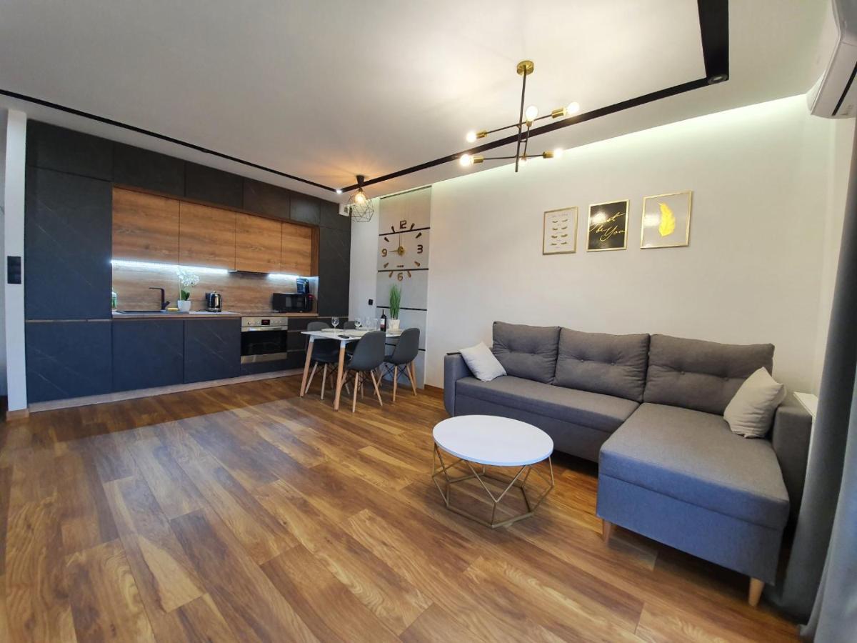 Nowy Apartament 58 Z Klimatyzacja Appartamento Ilawa Esterno foto