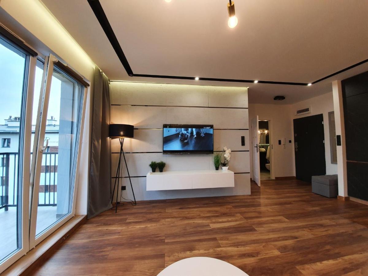 Nowy Apartament 58 Z Klimatyzacja Appartamento Ilawa Esterno foto