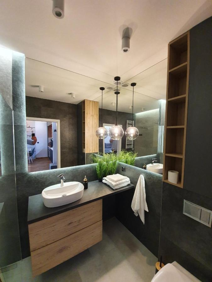 Nowy Apartament 58 Z Klimatyzacja Appartamento Ilawa Esterno foto